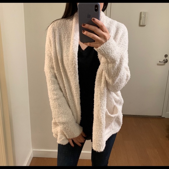 Soft Shearling Cardigan - Picture 8 of 8